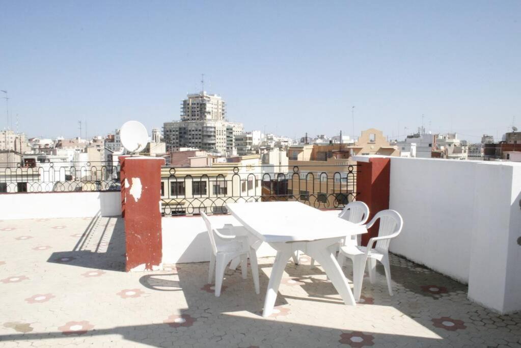 Cosy Apt Terrace In Downtown Leilighet Valencia Eksteriør bilde
